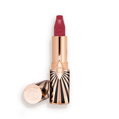 HOT LIPS 2 - AMAZING AMAL