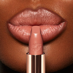 HOT LIPS 2 - JK MAGIC