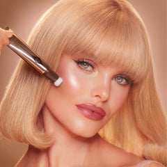 CHARLOTTE’S LEGENDARY BEAUTY ICONS - MAKEUP & SKINCARE KIT